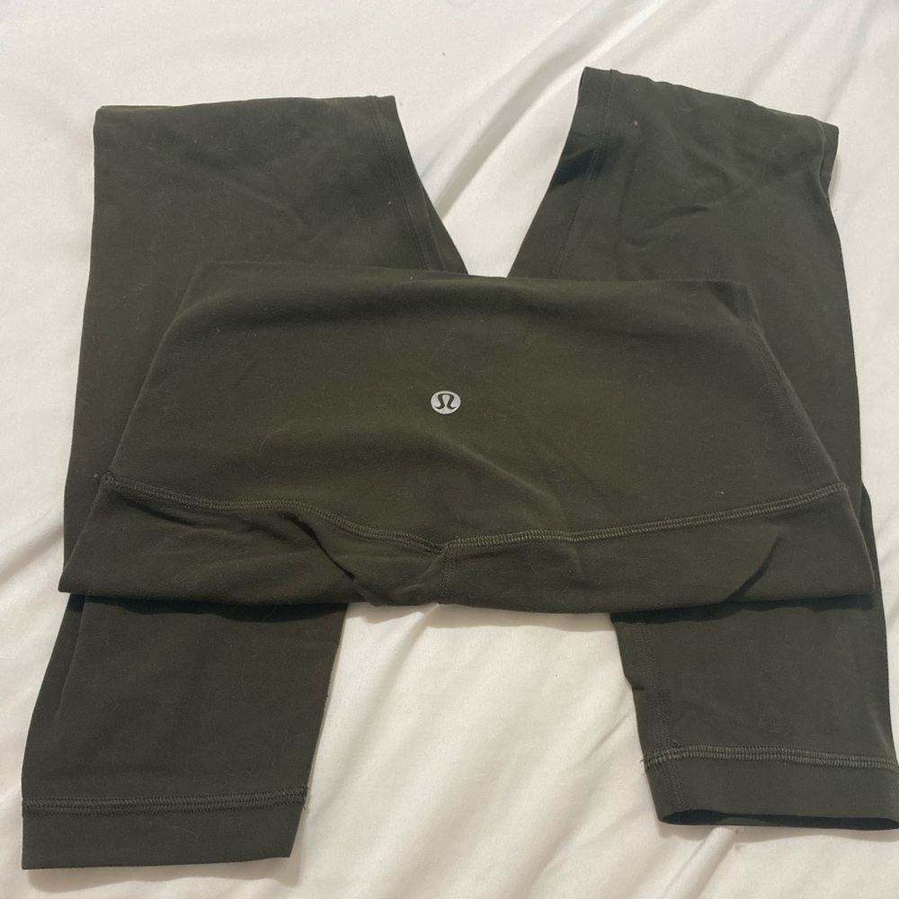 Lululemon Align high rise leggings 28”  size 4